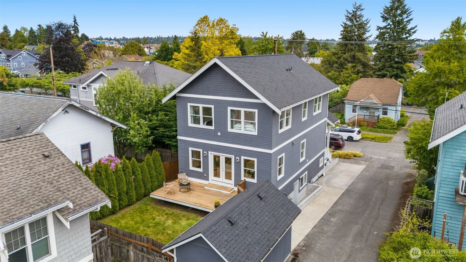 6715  Fremont Avenue N  Seattle WA 98103 photo