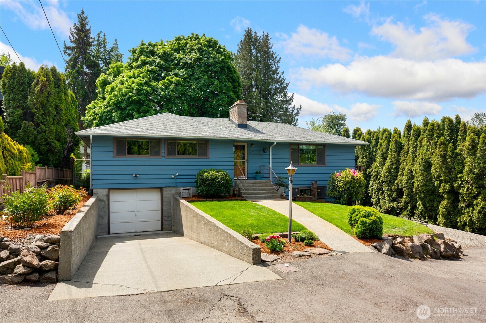 229 S 171st Street  Burien WA 98148 photo