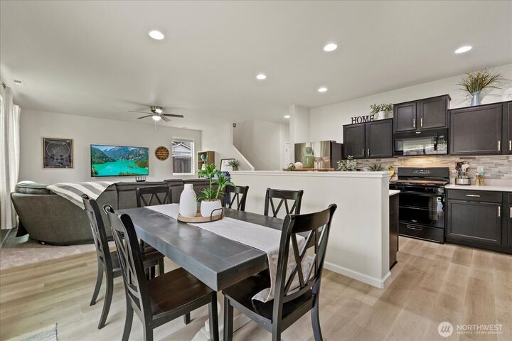 Property Photo: 16803 91st Drive NE WA 98223