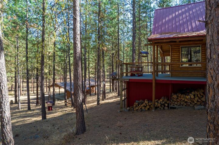 Property Photo:  13  Butterweed Road  WA 98862 