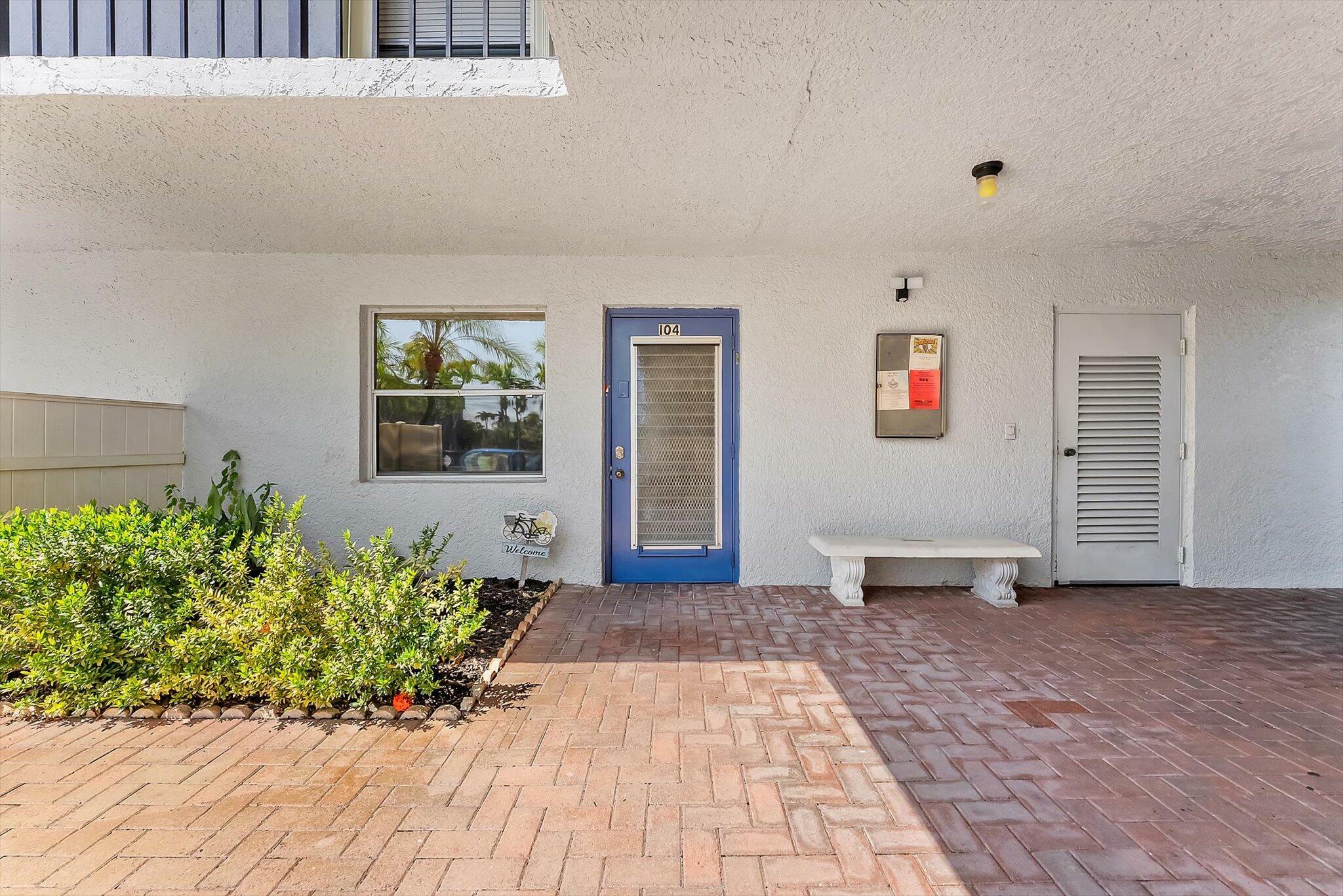 Property Photo: 14723 Cumberland Drive 1040 FL 33446