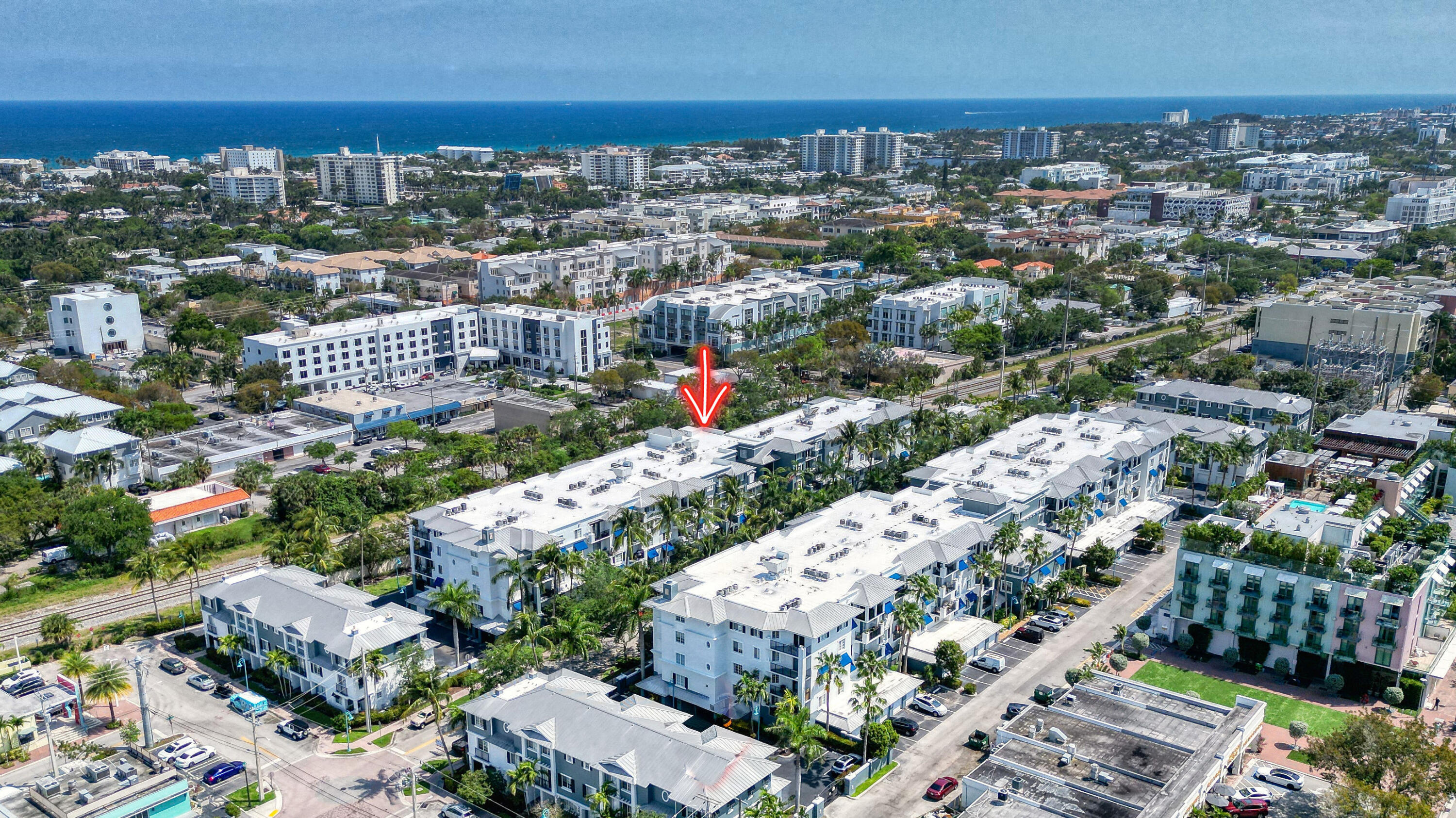 Property Photo: 255 NE 3rd Avenue 2-516 FL 33444