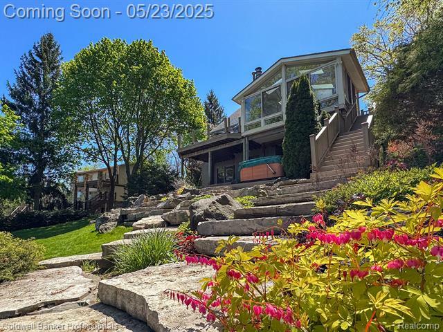 Property Photo: 2660 Silverdown Court MI 48328