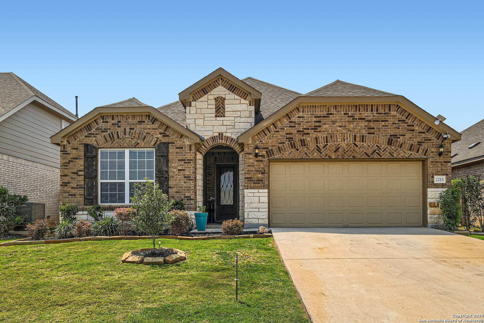 2215 Zachry  New Braunfels TX 78132 photo
