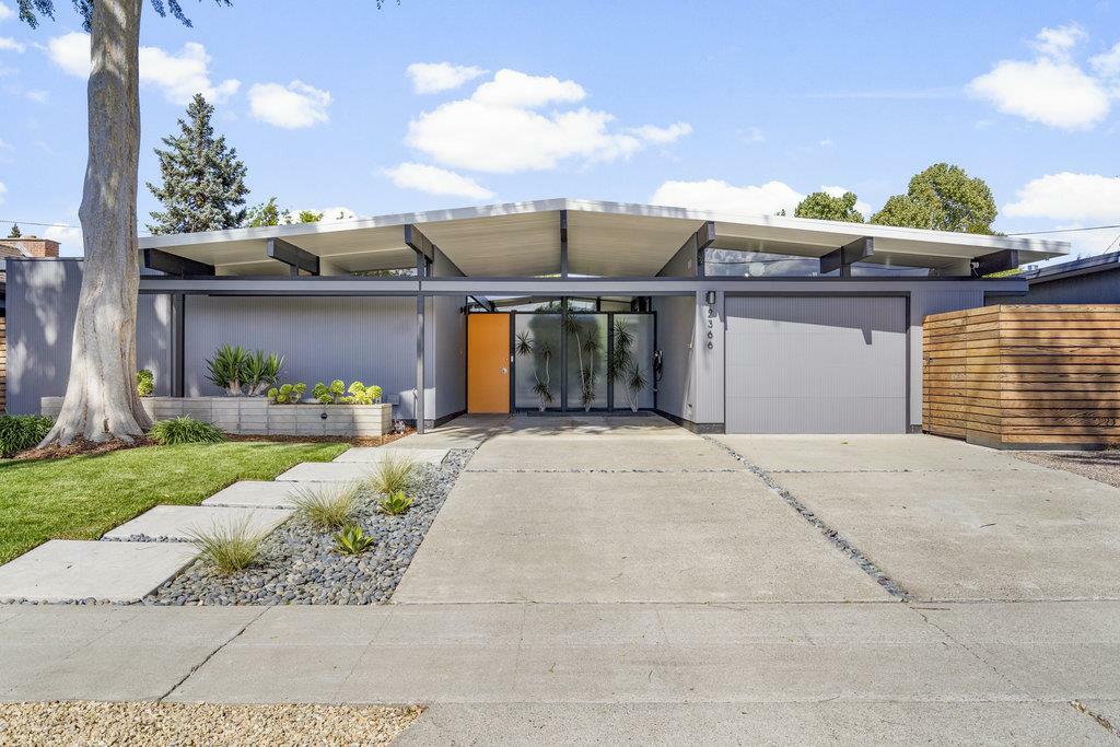 2366 Fairglen Drive  San Jose CA 95125 photo