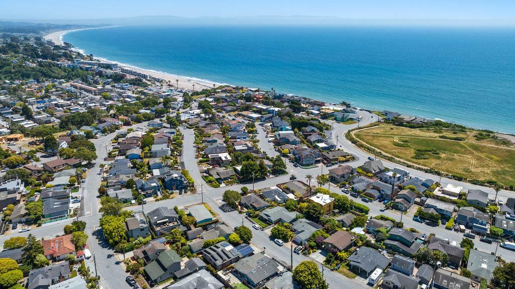 208 Valencia Avenue  Aptos CA 95003 photo