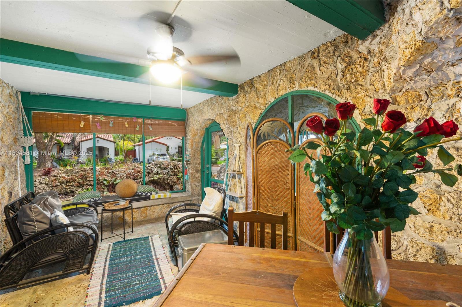 Property Photo: 1301 Milan Ave Villa # 1 FL 33134