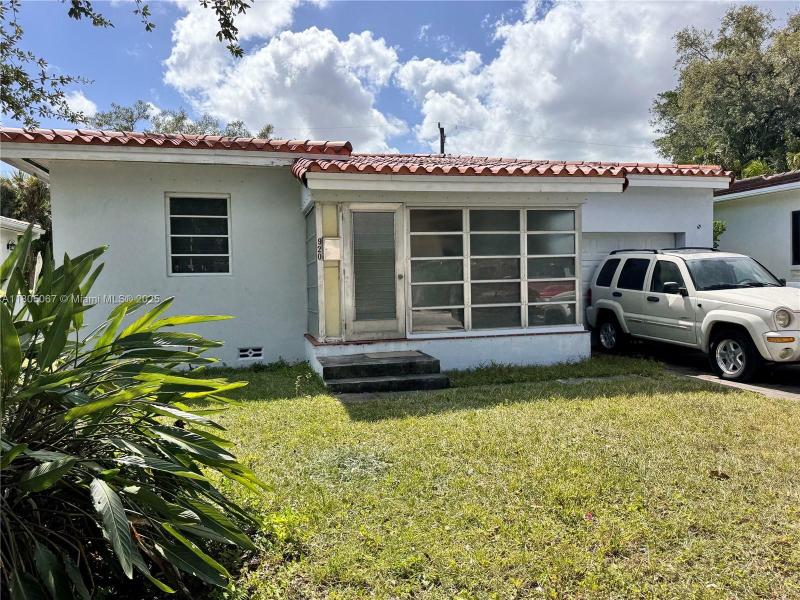 920 El Rado St  Coral Gables FL 33134 photo