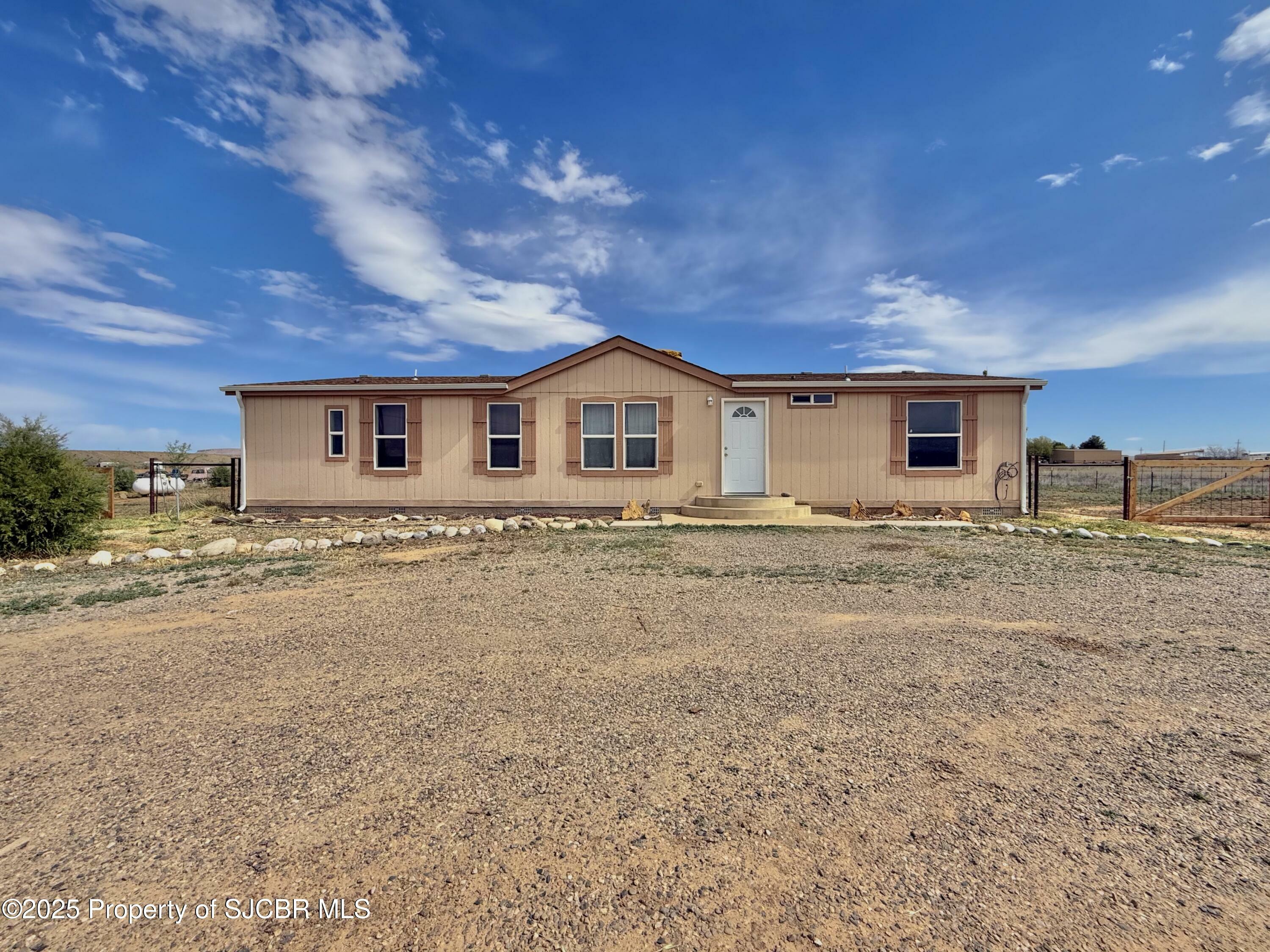 Property Photo: 18 Road 1497 NM 87418