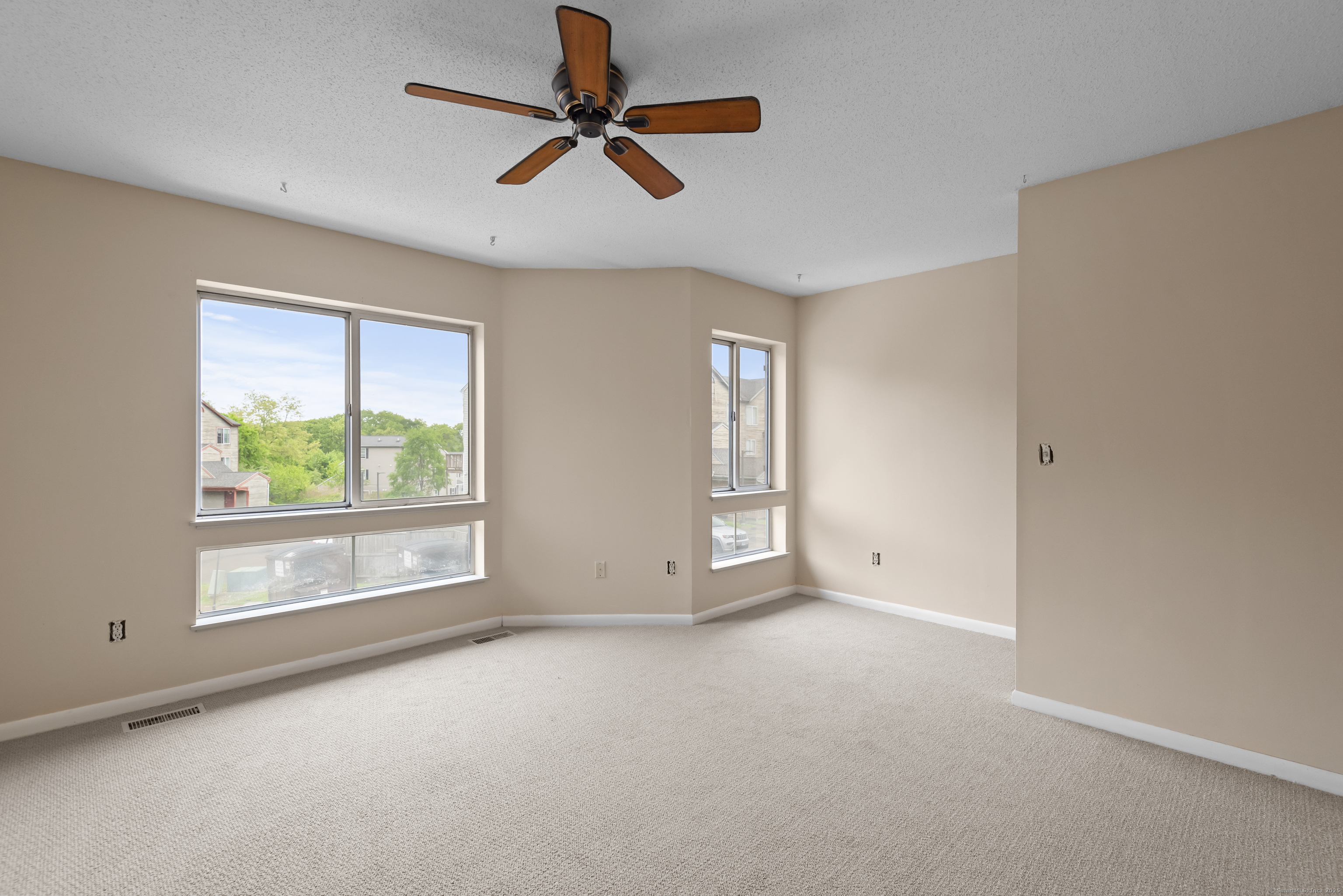 Property Photo: 1423 Quinnipiac Avenue 407 CT 06513