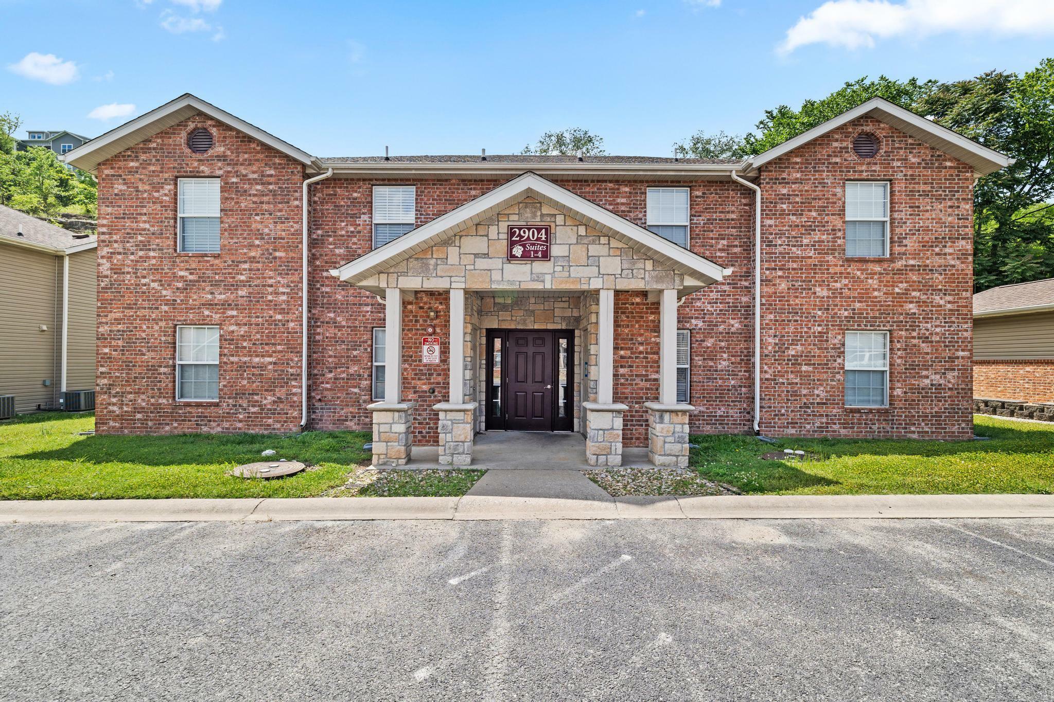2904 Vineyards Parkway  Branson MO 65616 photo
