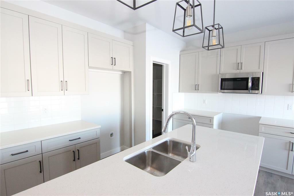 Property Photo: 106 Katz Avenue SK S7V 1S9