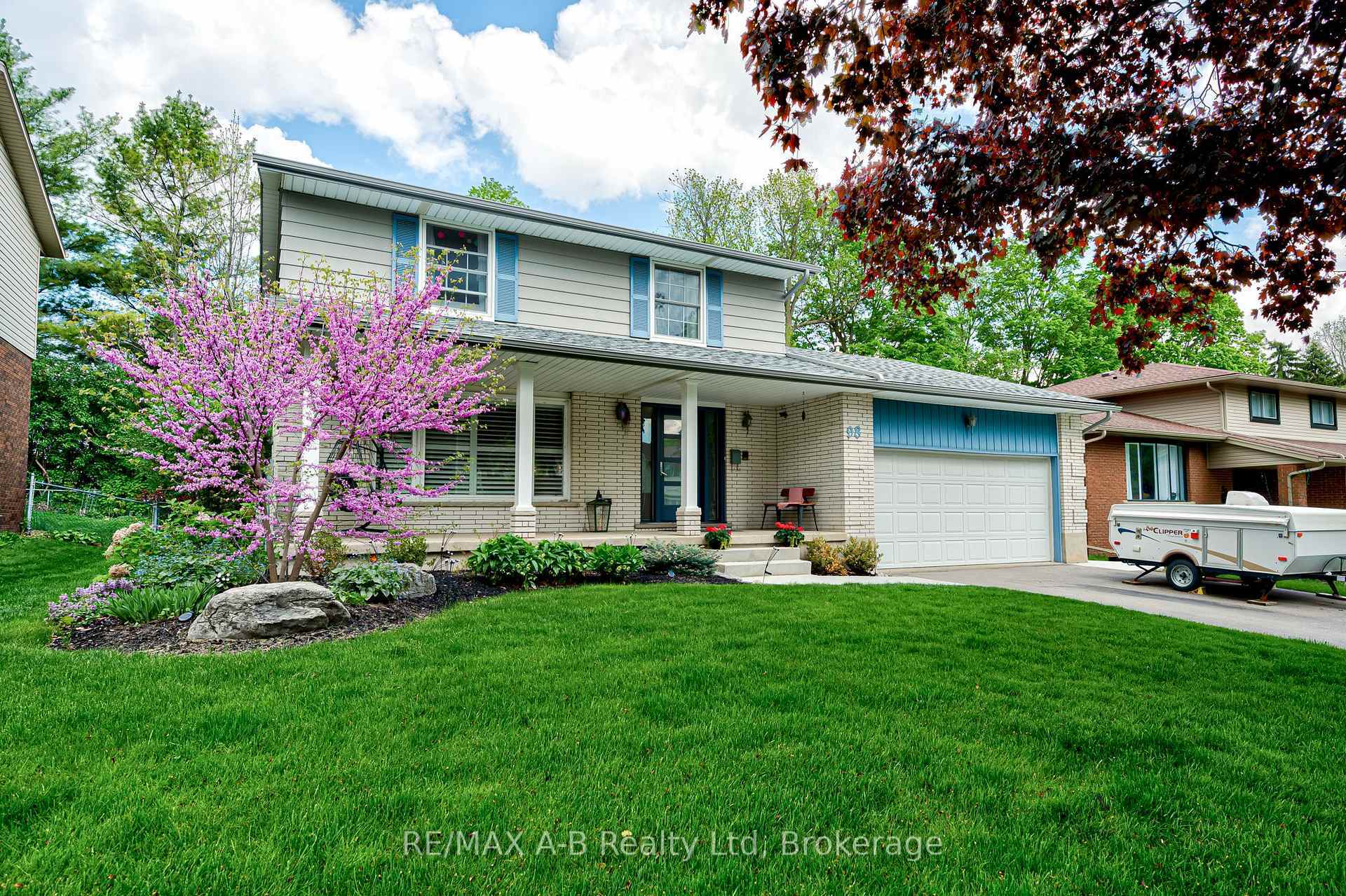 Property Photo: 98 McCarron Crescent ON N2L 5N2