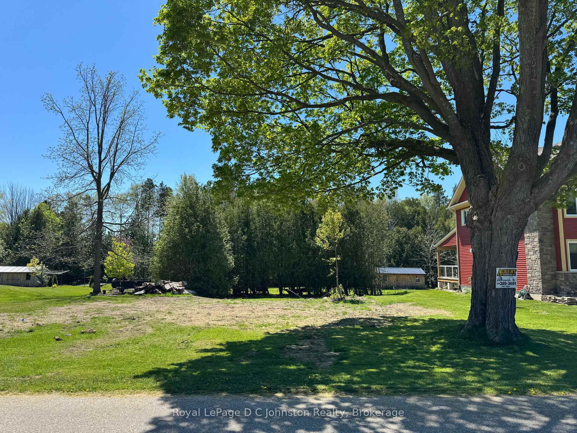 Property Photo: 457 Clarendon Street ON N0H 2L0