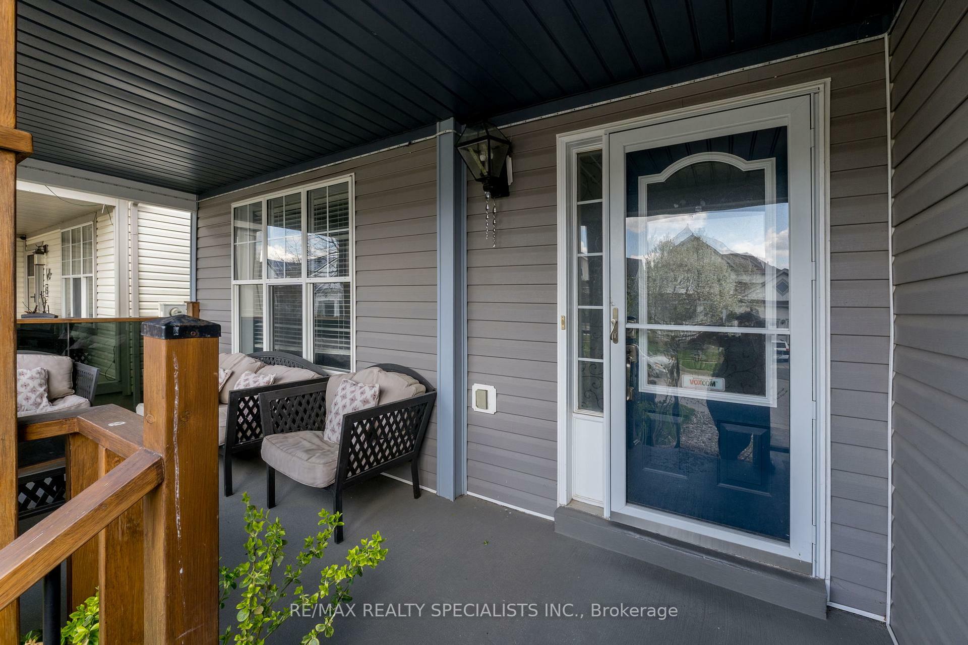 Photo de la propriété: 4 Bonnette Street ON L7J 2Z9