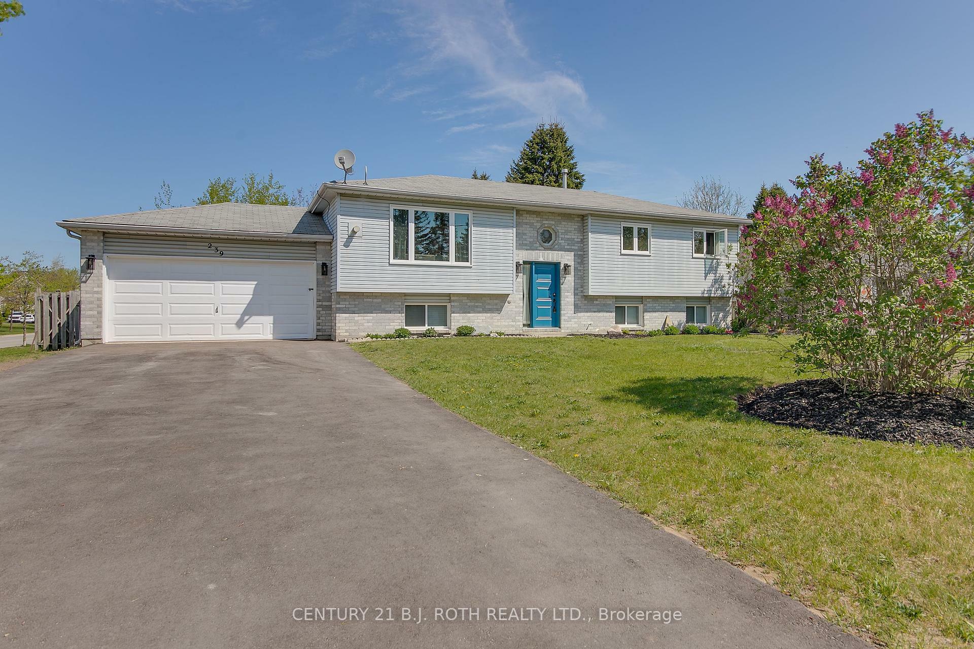 Property Photo: 239 Centre Street ON L0M 1B0