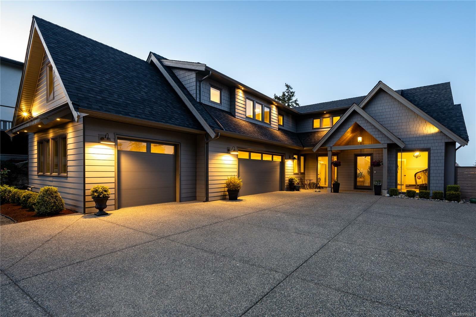Property Photo: 7490 Copley Ridge Dr BC V0R 2H0