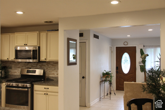 Property Photo:  5193 S Pieper Blvd  UT 84118 