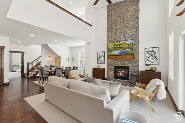 Property Photo: 995 W Abigail Dr W UT 84036