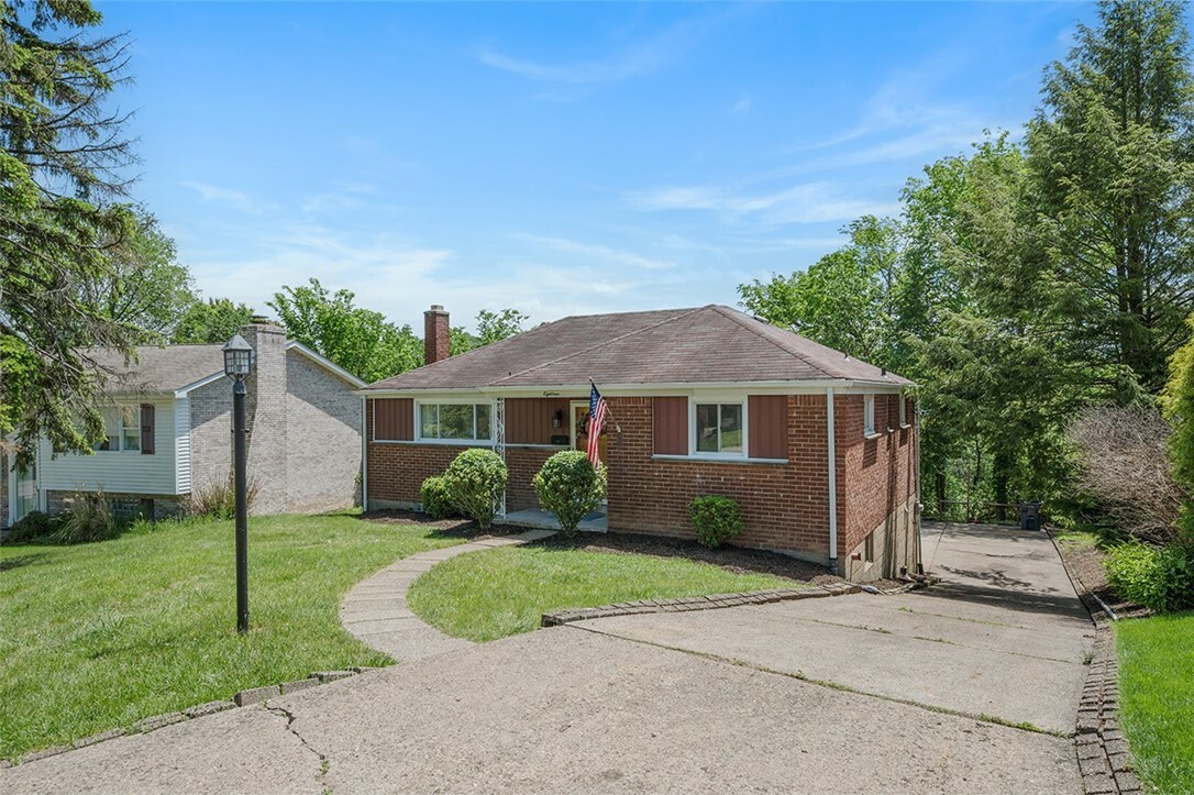 Property Photo: 18 Cypress Drive PA 15106