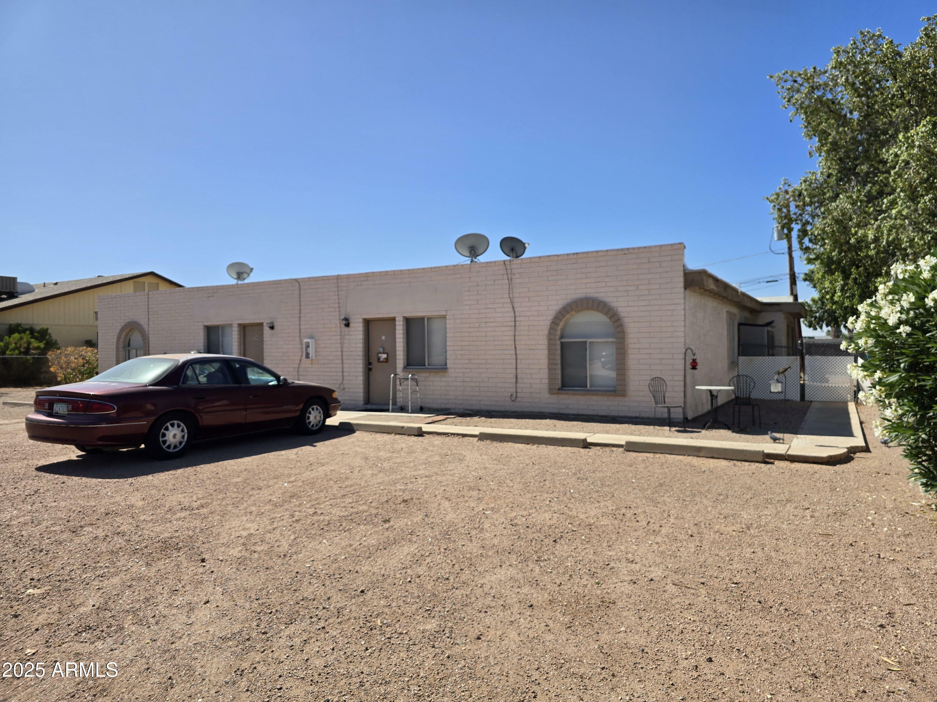 501 E Kachina Avenue  Apache Junction AZ 85119 photo