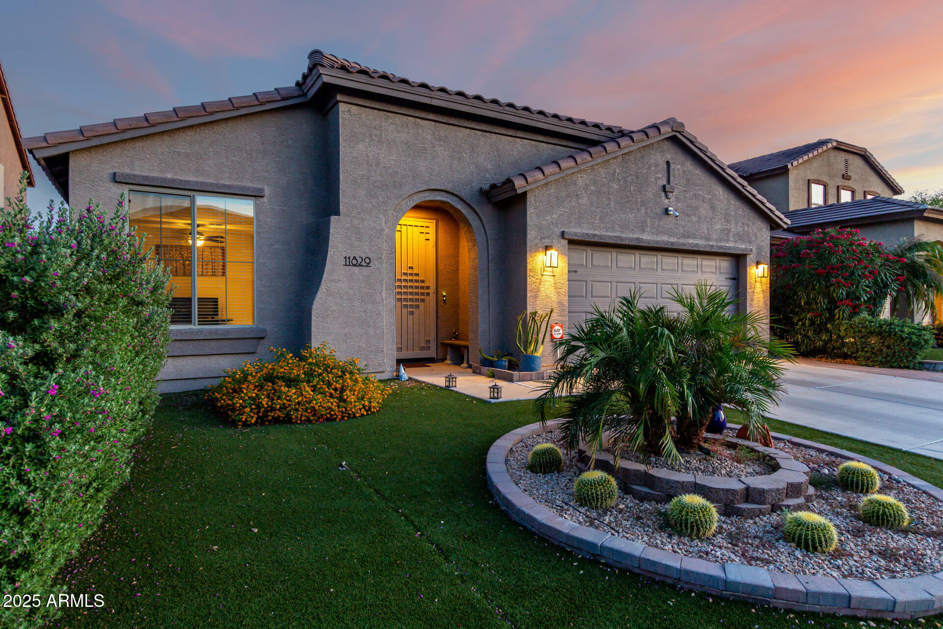 Property Photo: 11829 W Patrick Lane AZ 85373