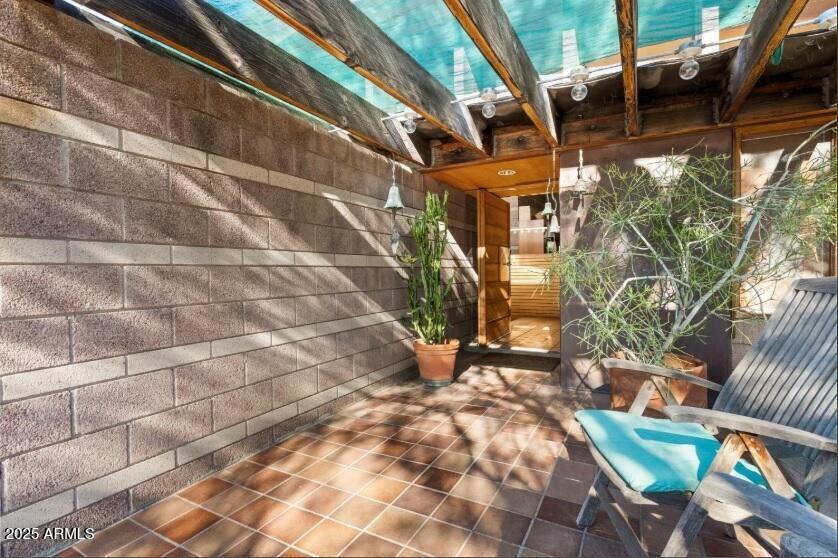 Property Photo: 25232 N Horseshoe Trail AZ 85255