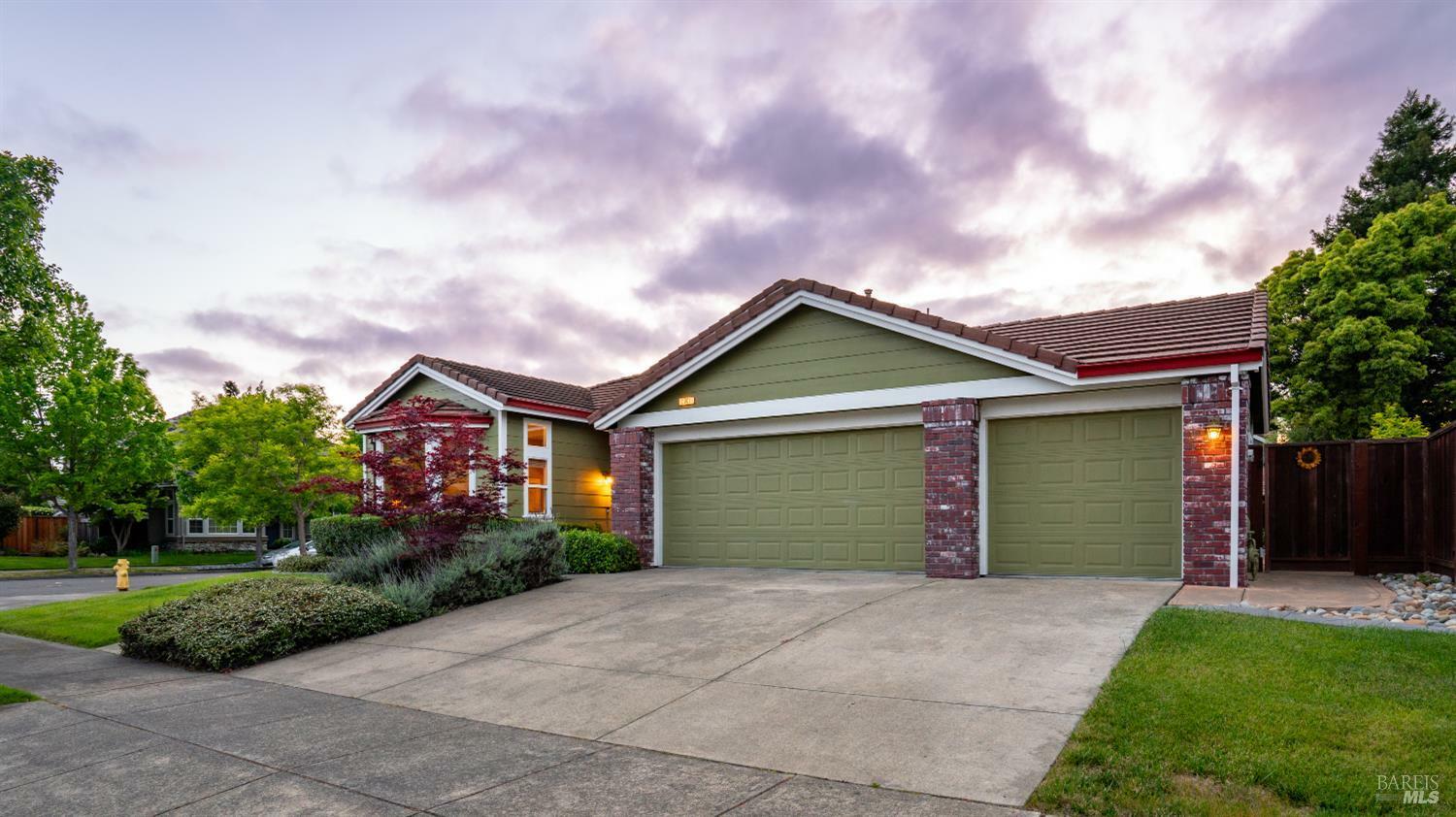 Property Photo:  2001 Timberline Lane  CA 94954 