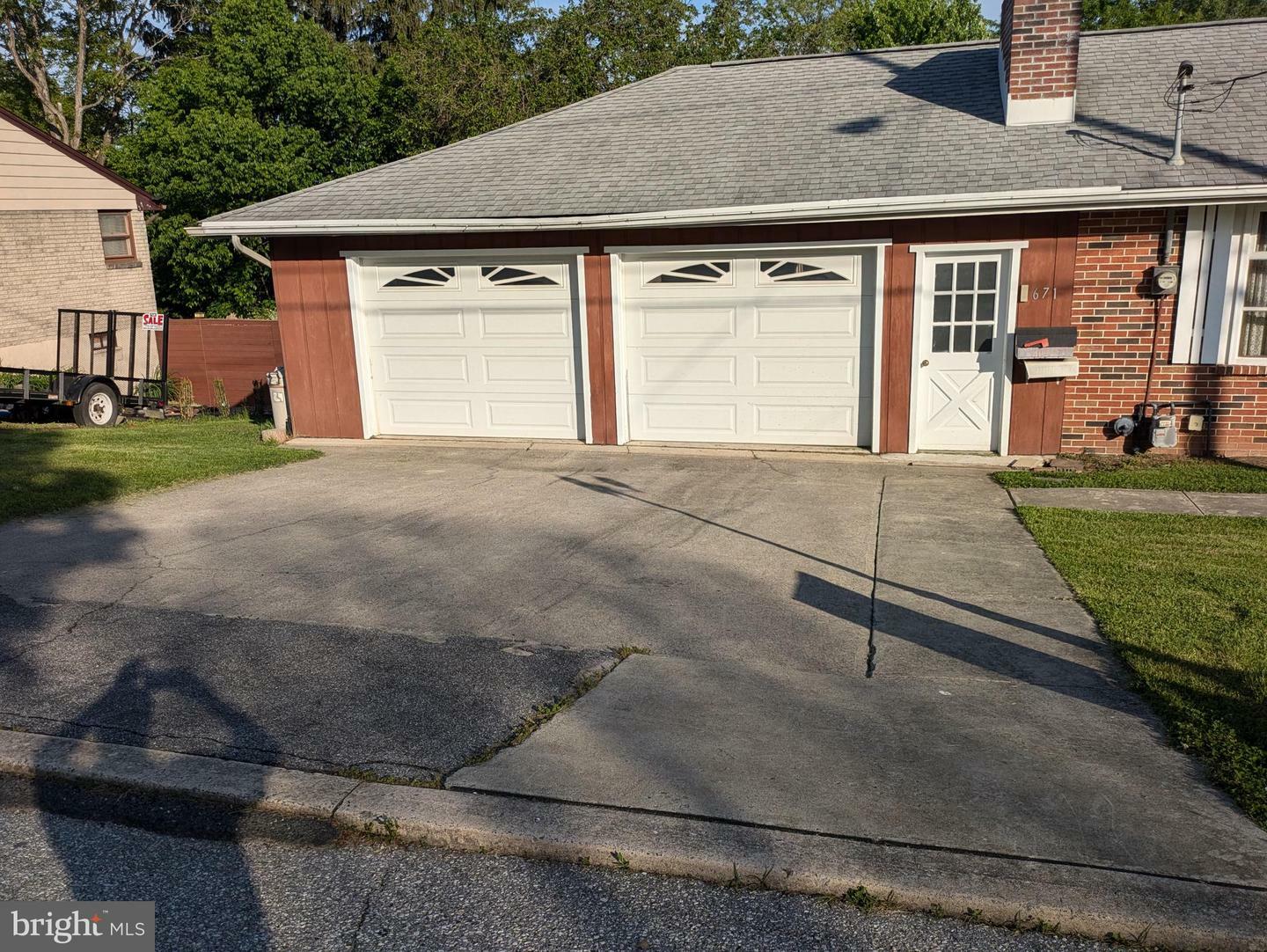 Property Photo: 671 Woodview Street PA 17113