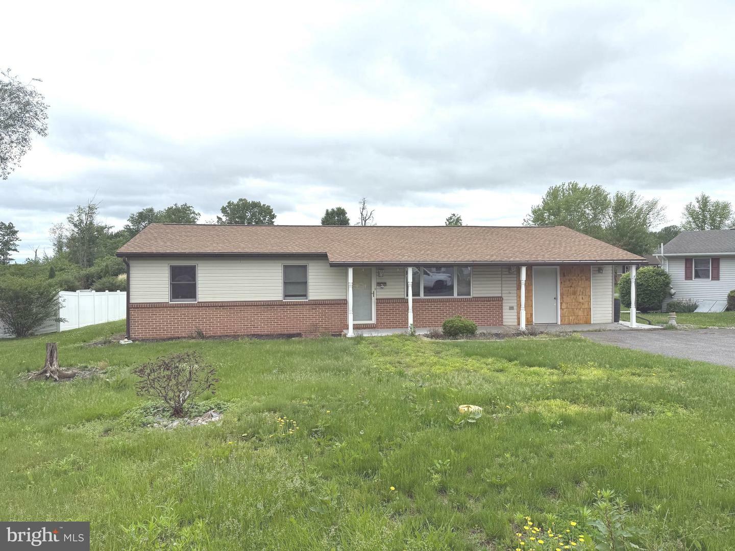 207 Steves Lane  Elizabethville PA 17023 photo