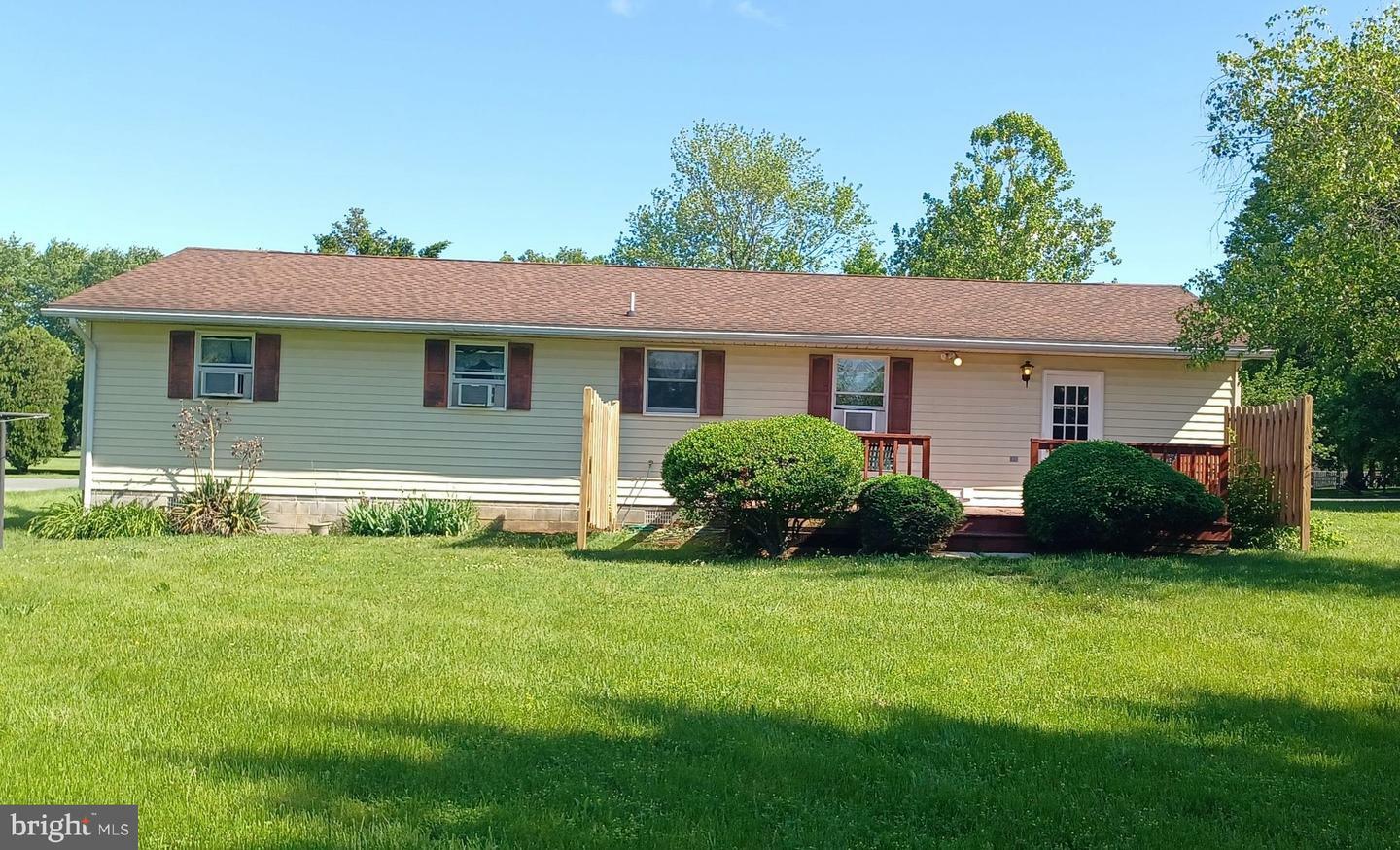 Property Photo: 1536 Farm Lane PA 17225