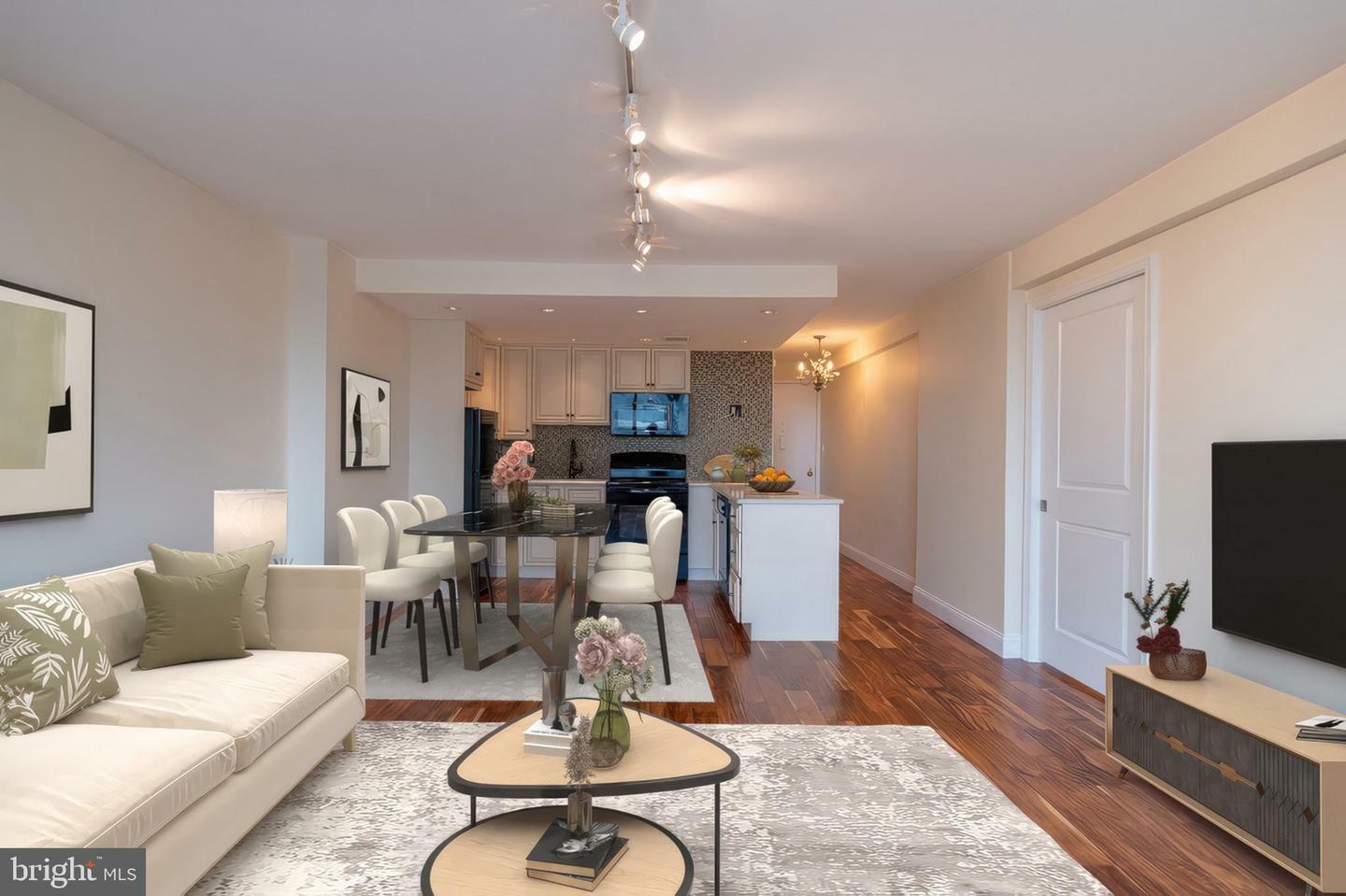 1919 Chestnut Street 1812  Philadelphia PA 19103 photo