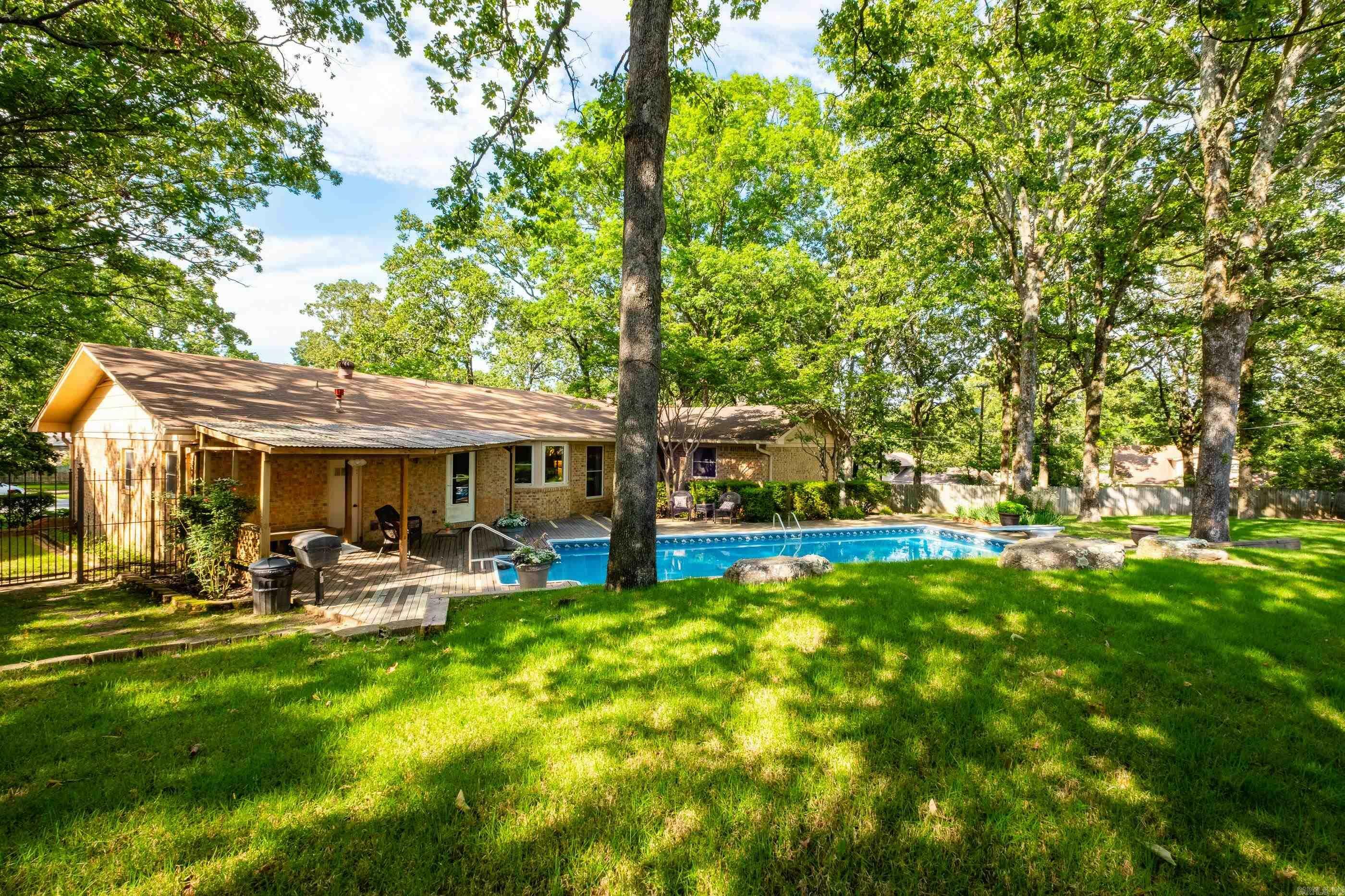 Property Photo: 1312 Winnebago Drive AR 72116