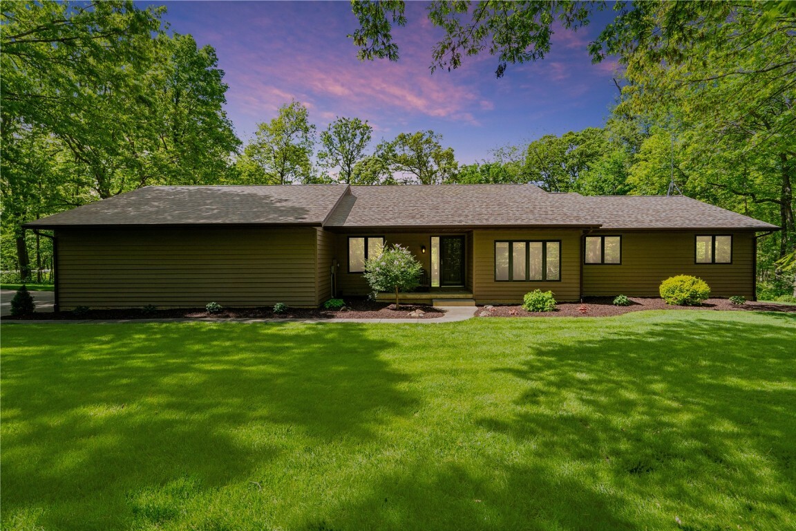 1445 NE Butternut Ln  Swisher IA 52338 photo
