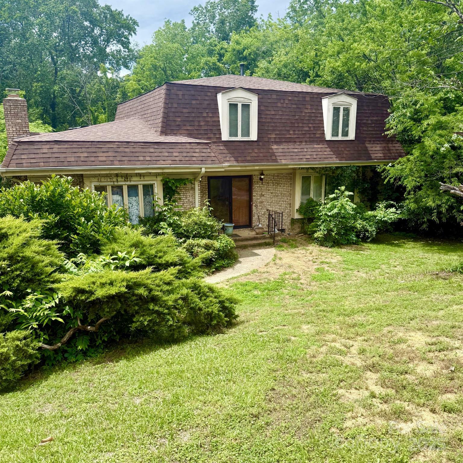 9139 Robert Frost Lane  Charlotte NC 28213 photo