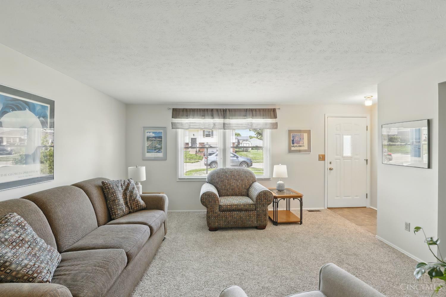 Property Photo: 4205 Glenhaven Road OH 45238
