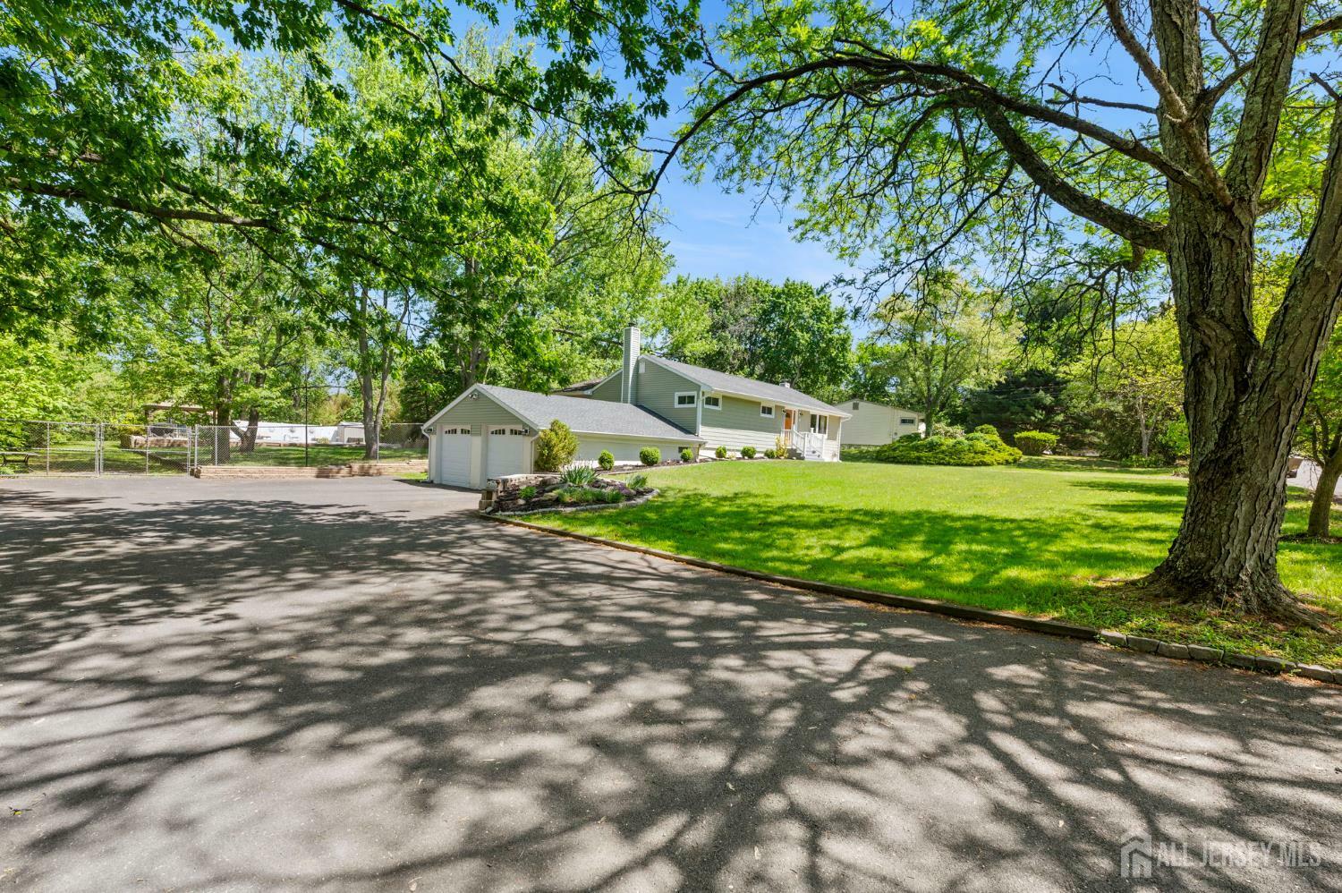 13 Orchard Parkway  Morganville NJ 07751 photo