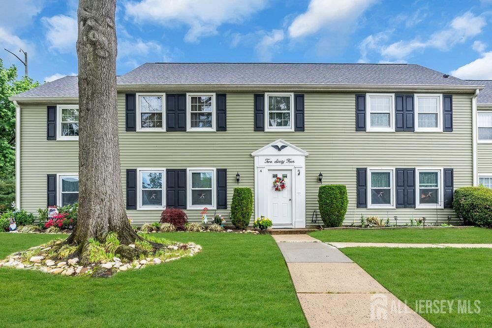 Property Photo:  264 Middlebury Lane A  NJ 08831 