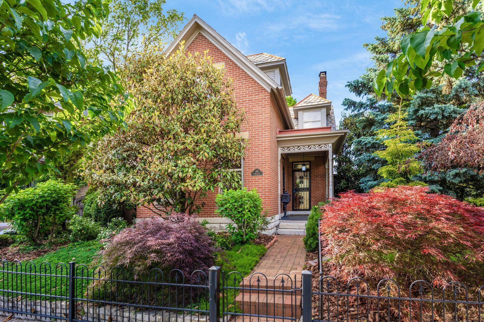 Property Photo: 160 E Moler Street OH 43207