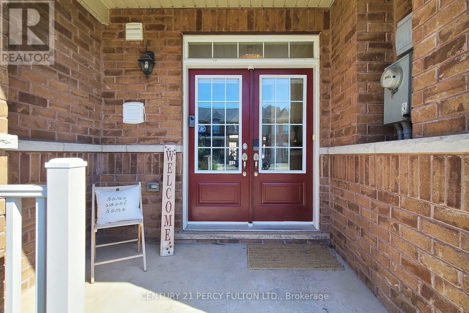 Property Photo: 4 Munch Place ON L9T 8K6