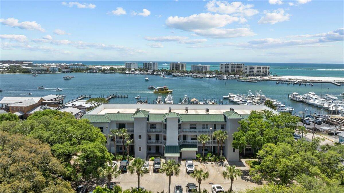 Property Photo: 212 Harbor Boulevard Unit 205 FL 32541