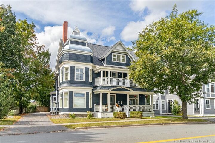 Property Photo:  82 Waterloo Row  NB E3B 1Y9 