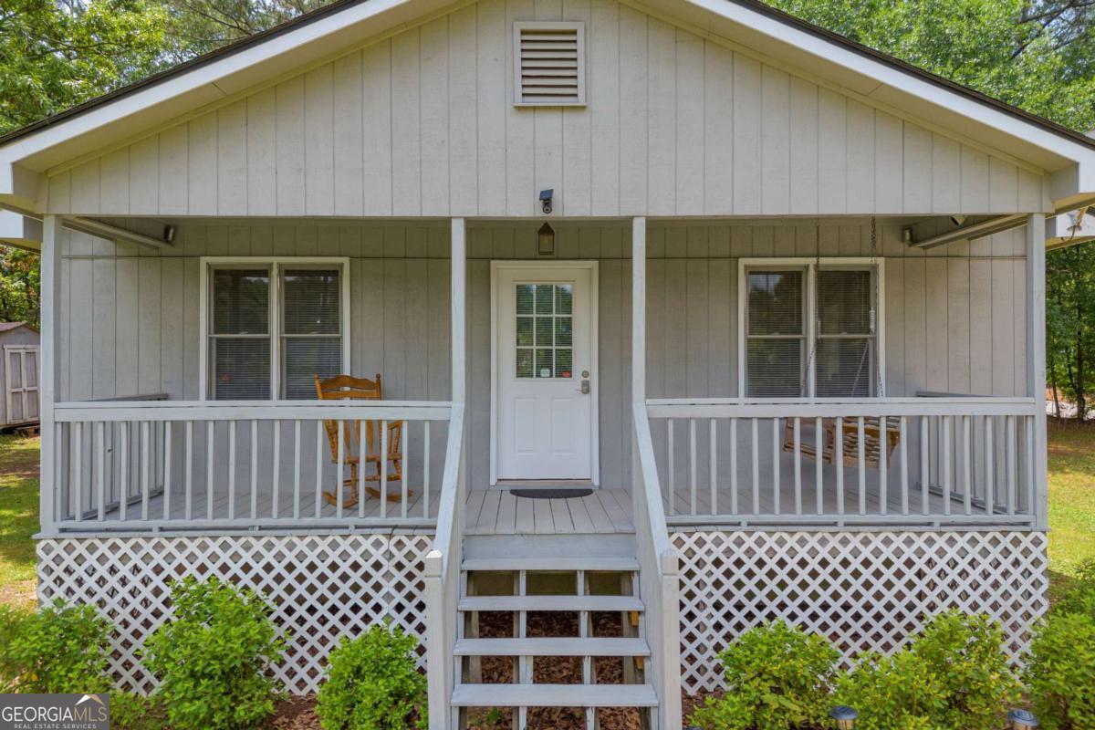 Property Photo: 5180 Price Mill Road GA 30621