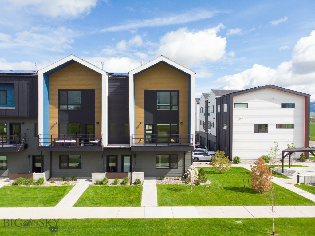 2715 W Graf C  Bozeman MT 59718 photo