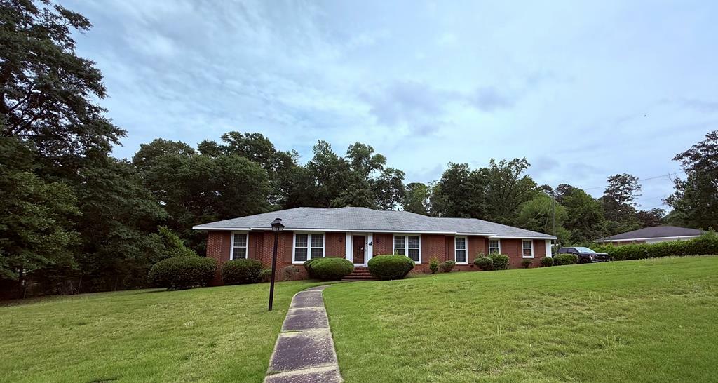 Property Photo: 4017 Merrywood Drive GA 31907