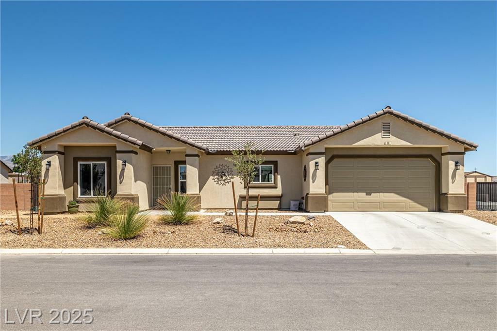 Property Photo: 111 Magnolia Boulevard NV 89048