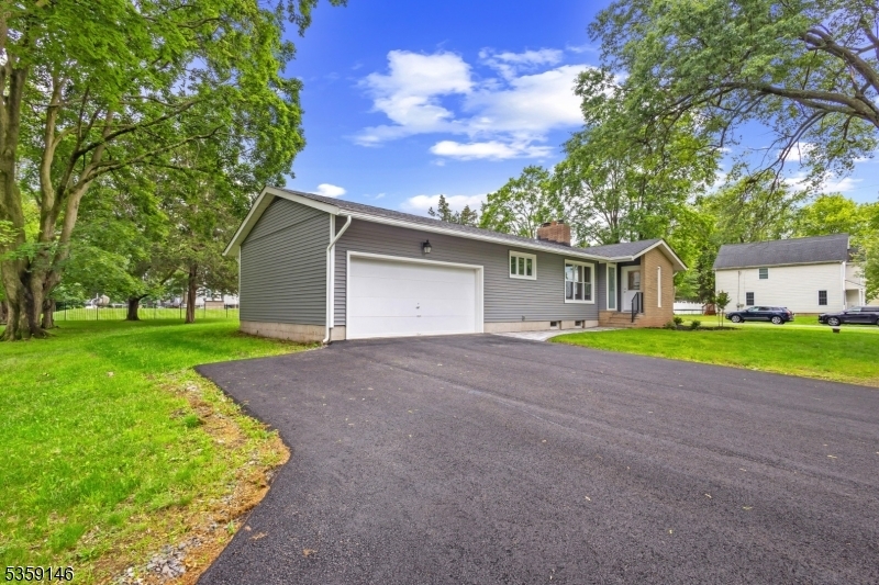 106 Hollywood Ave  Franklin Twp. NJ 08873 photo
