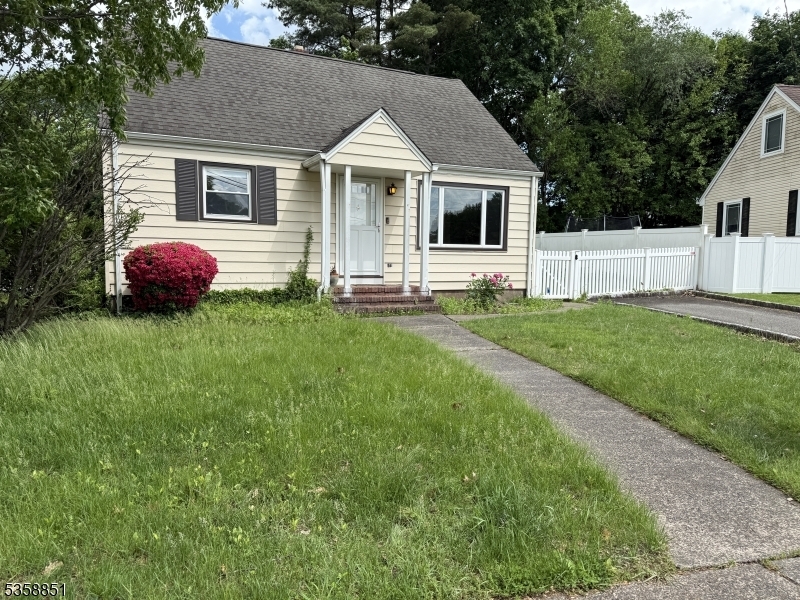 67 Walsh Dr  Dumont Boro NJ 07628 photo