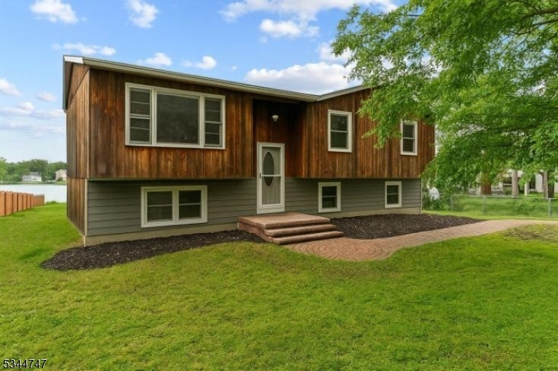 Property Photo:  75 Shore Rd  NJ 07821 