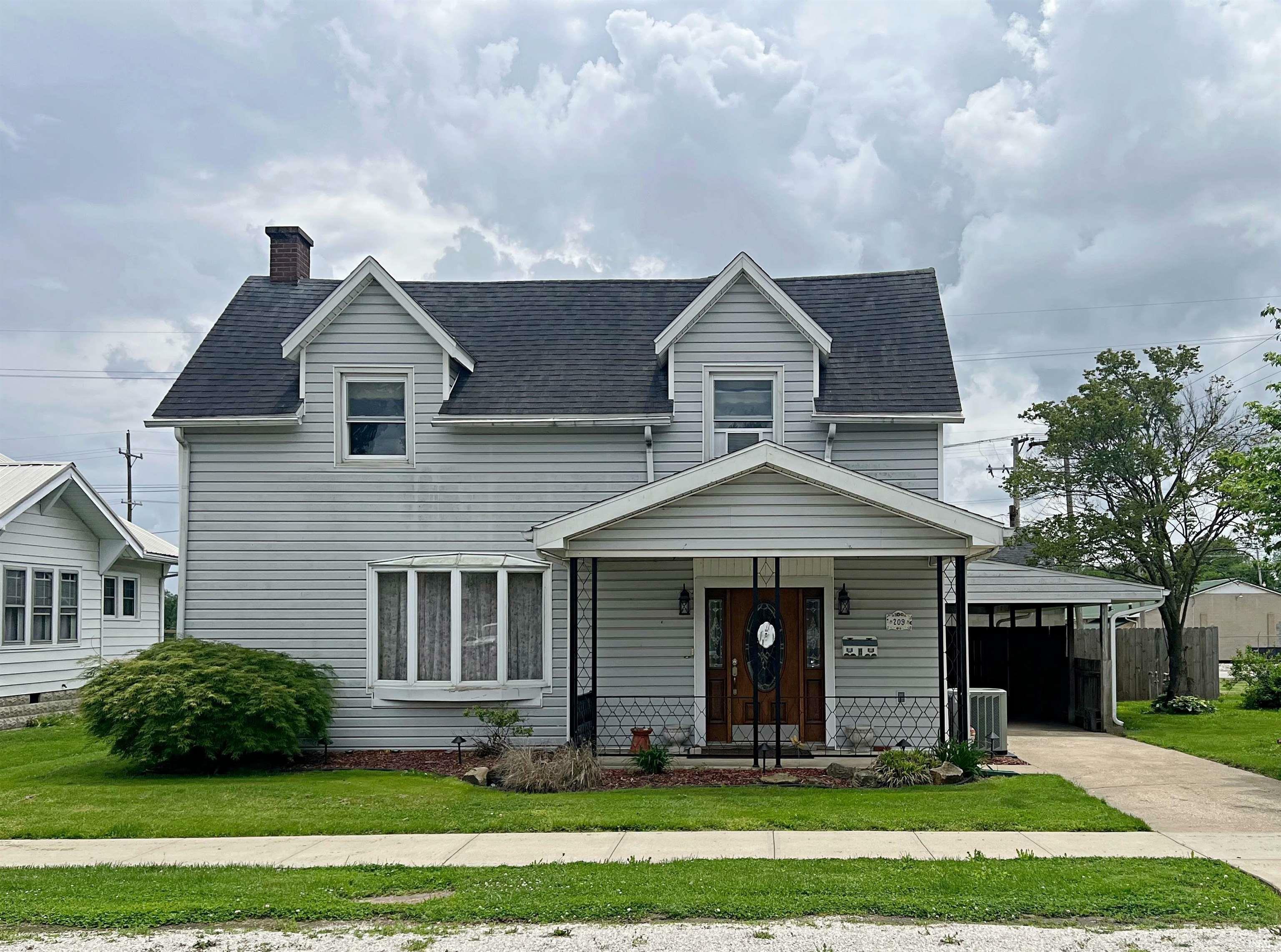 Property Photo: 209 B St SE IN 47441